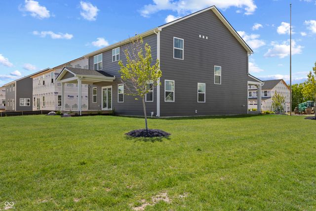 213 McNair Road, Whiteland, IN 46184