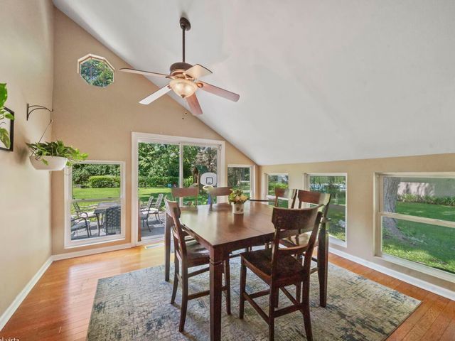2938 E Poplar Lane, Crete, IL 60417