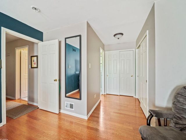 2938 E Poplar Lane, Crete, IL 60417