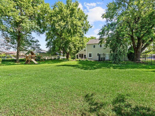 2938 E Poplar Lane, Crete, IL 60417