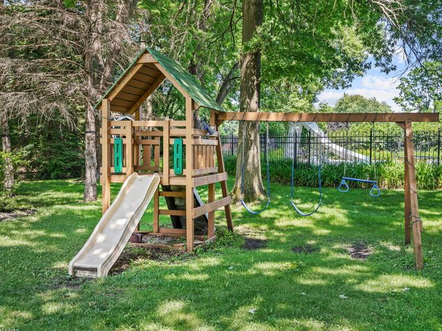 2938 E Poplar Lane, Crete, IL 60417