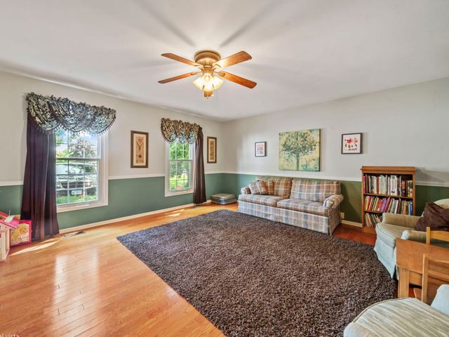 2938 E Poplar Lane, Crete, IL 60417