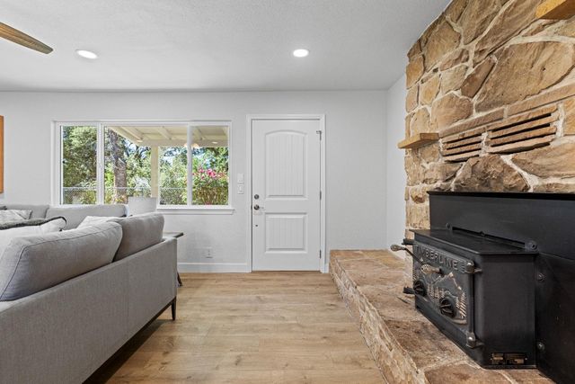 382 Jane Dr, Placerville, CA 95667