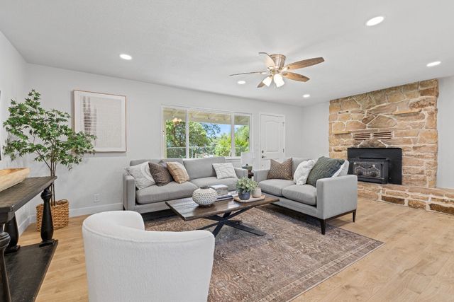 382 Jane Dr, Placerville, CA 95667