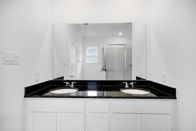 126 Daylight Crest Drive, Crosby, TX 77532