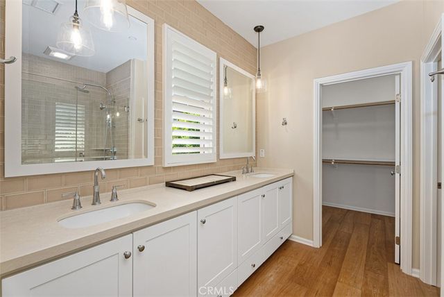 104 Working, Irvine, CA 92602