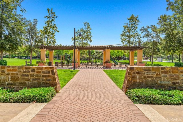 104 Working, Irvine, CA 92602