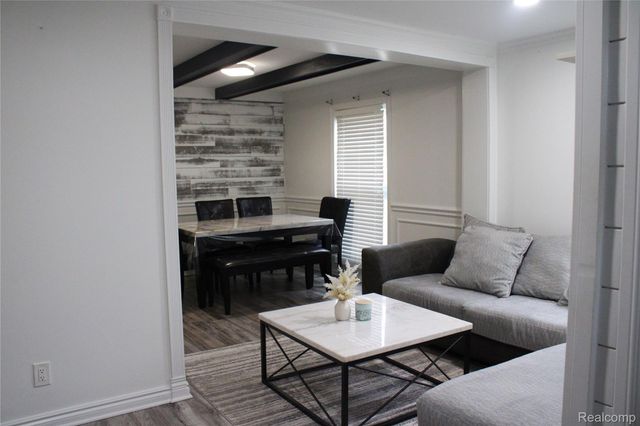 38568 Capetown Court, Clinton Charter Township, MI 48038