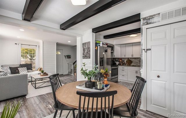 38568 Capetown Court, Clinton Charter Township, MI 48038