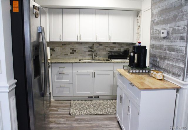 38568 Capetown Court, Clinton Charter Township, MI 48038