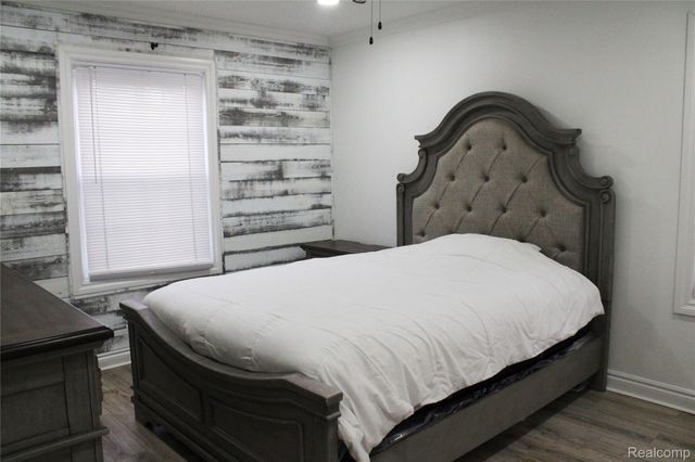 38568 Capetown Court, Clinton Charter Township, MI 48038