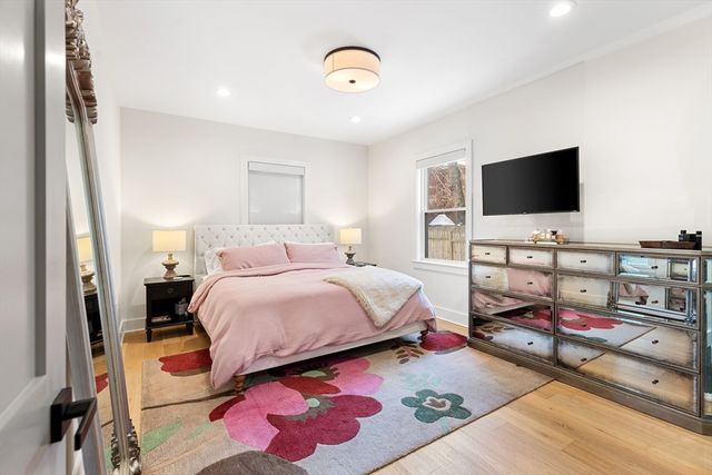 161 Lowell St 1, Somerville, MA 02143