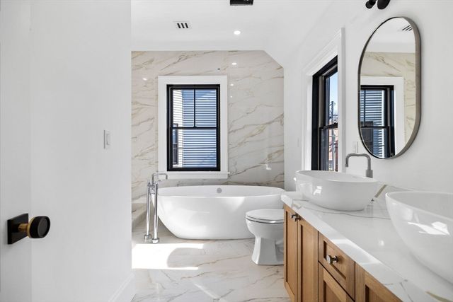 72 Oxford Street, Cambridge, MA 02138