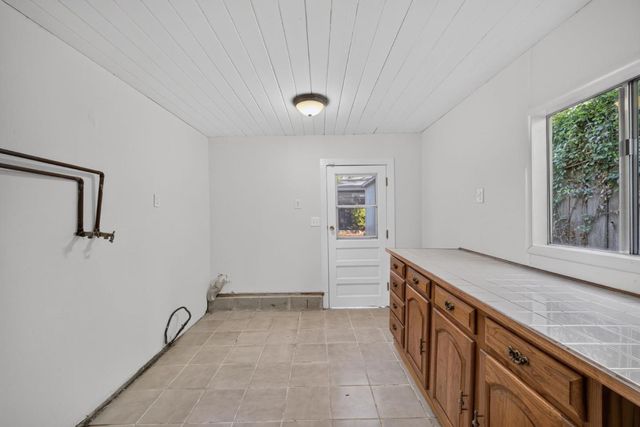 333 Madrone Street, Redwood City, CA 94061