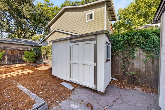 333 Madrone Street, Redwood City, CA 94061
