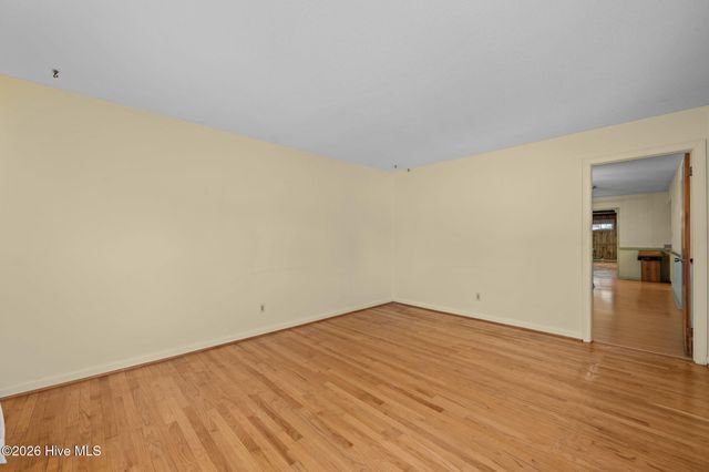 226 Hollywood Boulevard, Havelock, NC 28532