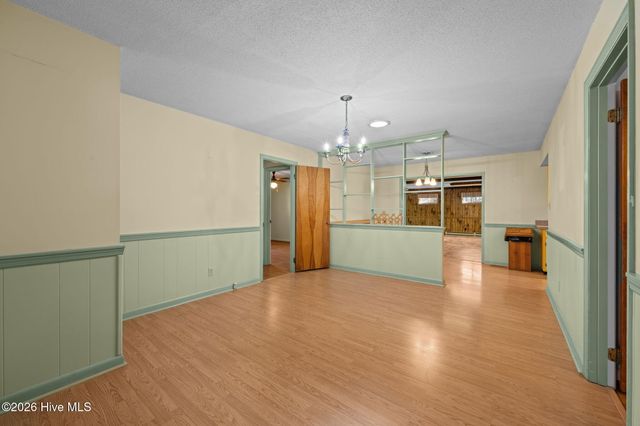 226 Hollywood Boulevard, Havelock, NC 28532