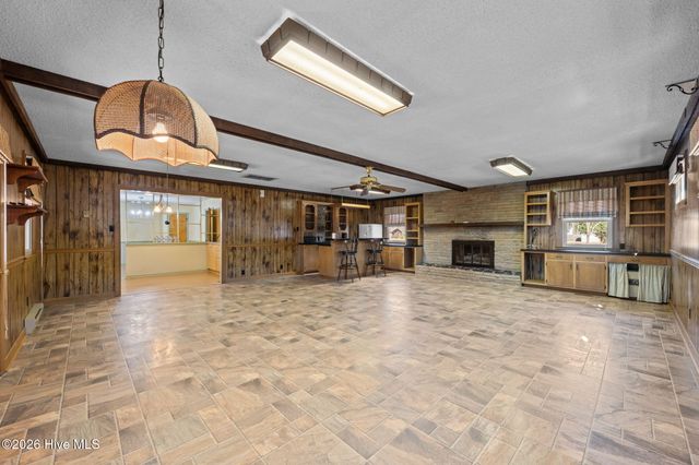 226 Hollywood Boulevard, Havelock, NC 28532