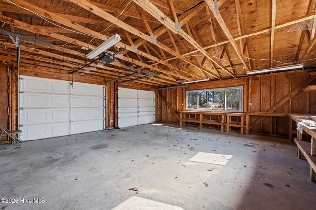 226 Hollywood Boulevard, Havelock, NC 28532