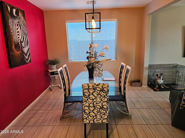 12209 W DAVIS Lane, Avondale, AZ 85323