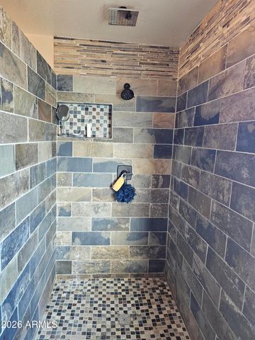 12209 W DAVIS Lane, Avondale, AZ 85323