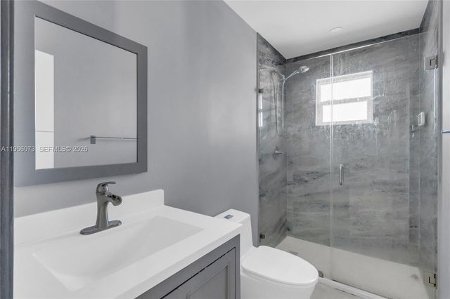 500 SW 64th Pkwy, Pembroke Pines, FL 33023