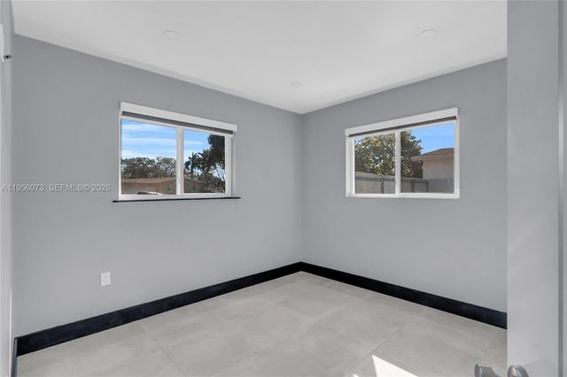 500 SW 64th Pkwy, Pembroke Pines, FL 33023