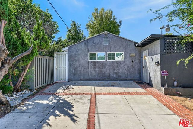 5121 Morella Avenue, Valley Village, CA 91607