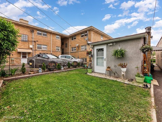 6921 W Higgins Avenue, Chicago, IL 60656