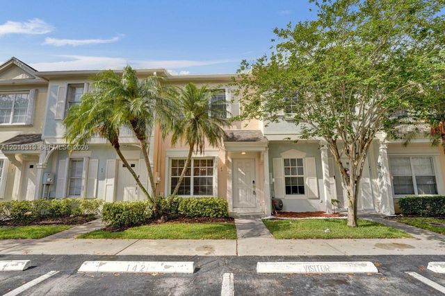 43 Simonton Cir, Weston, FL 33326