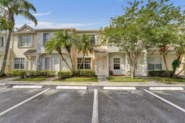 43 Simonton Cir, Weston, FL 33326