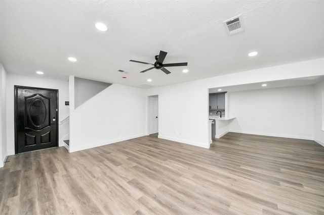16527 N Mist Drive, Houston, TX 77073