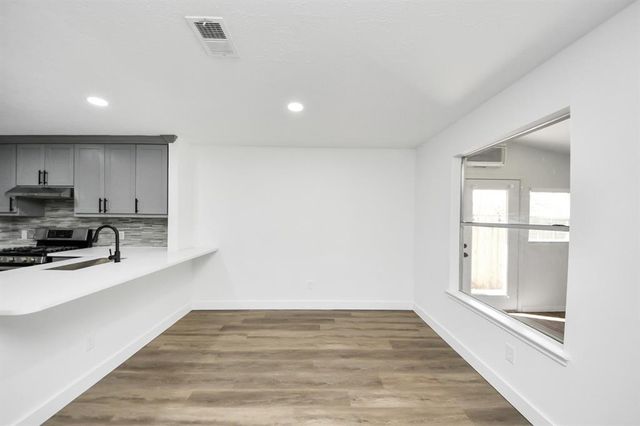16527 N Mist Drive, Houston, TX 77073