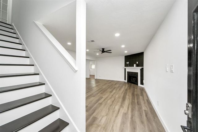 16527 N Mist Drive, Houston, TX 77073