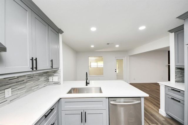16527 N Mist Drive, Houston, TX 77073