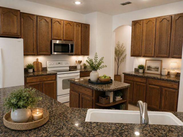2604 LUTZA WAY, Kissimmee, FL 34746
