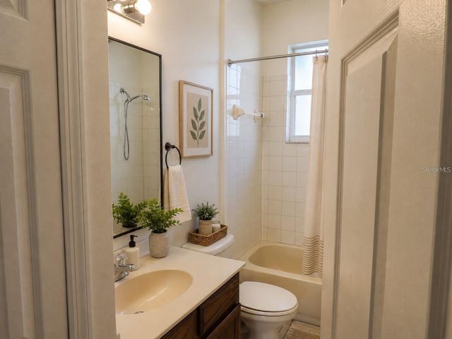 2604 LUTZA WAY, Kissimmee, FL 34746