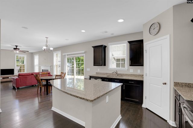 139 Bonhill Dr, Cayce, SC 29033
