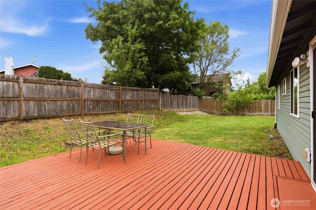 25327 118th Avenue SE, Kent, WA 98030