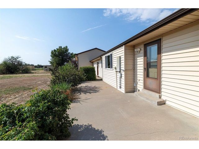 15752 Duquesne Cir, Brighton, CO 80603