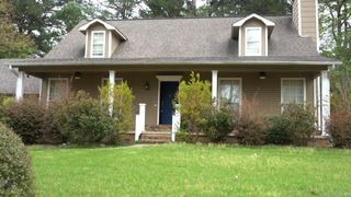 32 Woodland Court, Jacksonville, AR 72076