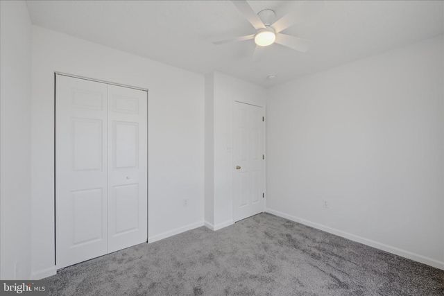 17 MIDNOON DR, Martinsburg, WV 25404