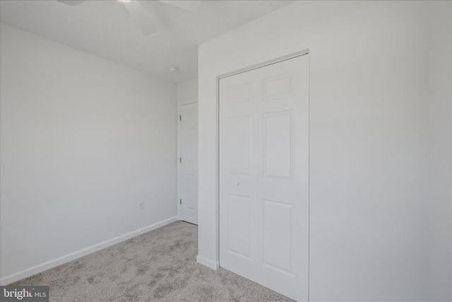17 MIDNOON DR, Martinsburg, WV 25404