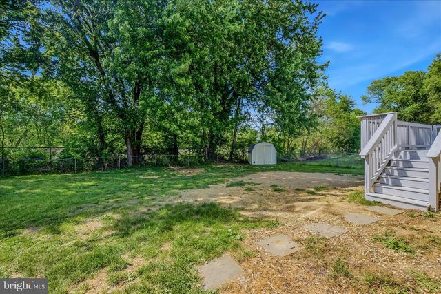 17 MIDNOON DR, Martinsburg, WV 25404