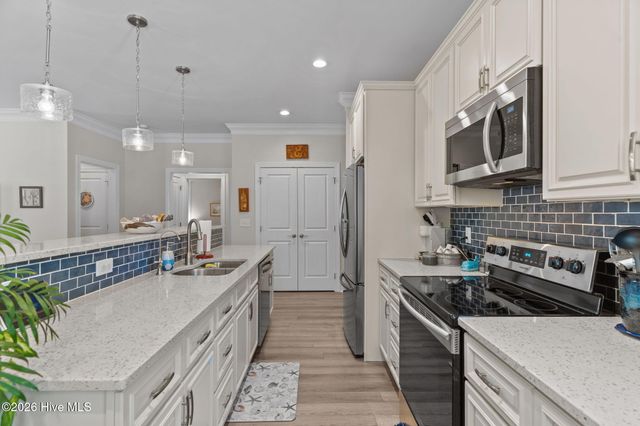 161 NE 31st Street, Oak Island, NC 28465