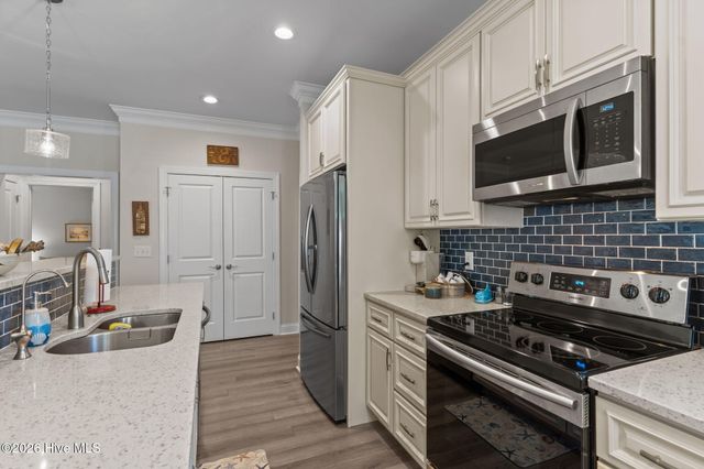 161 NE 31st Street, Oak Island, NC 28465