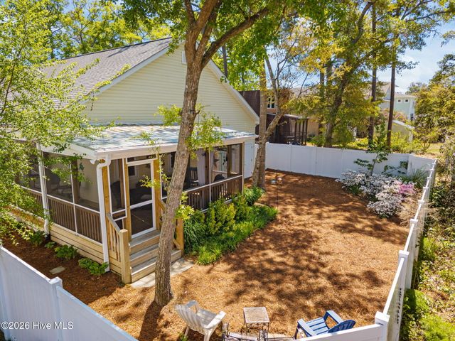 161 NE 31st Street, Oak Island, NC 28465