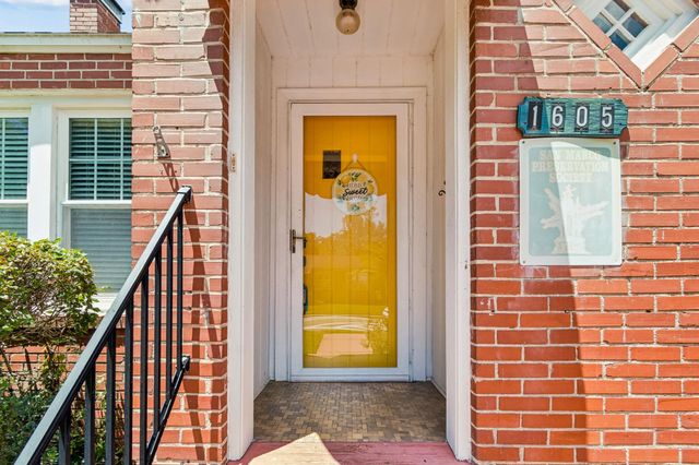 1605 Felch Ave, Jacksonville, FL 32207