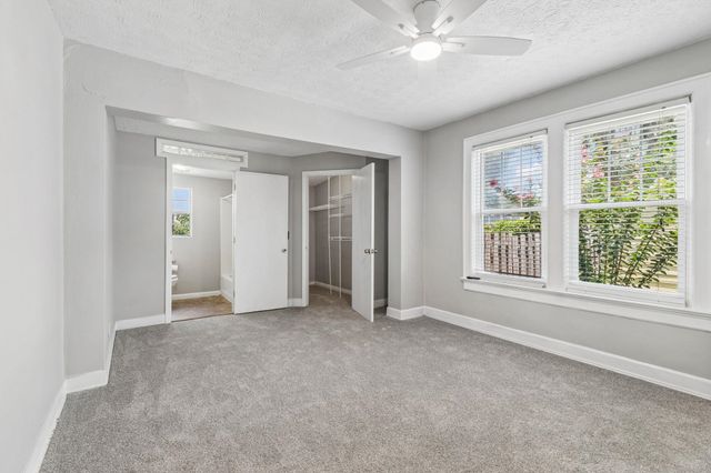 1605 Felch Ave, Jacksonville, FL 32207