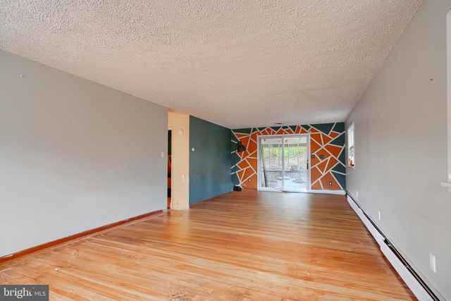 11810 BAYBERRY AVE, Cumberland, MD 21502